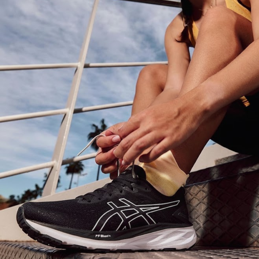 Tenis Deportivos Asics NovaBlast AN15 – Alta Amortiguación